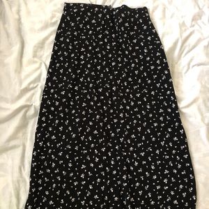 Brandy Melville Phoebe  skirt